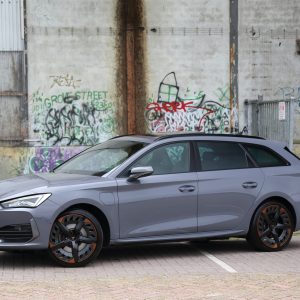 Cupra Leon Sportstourer | 1.4 e-HYBRID | 245 PK DSG | Pano | Keyless | Leder